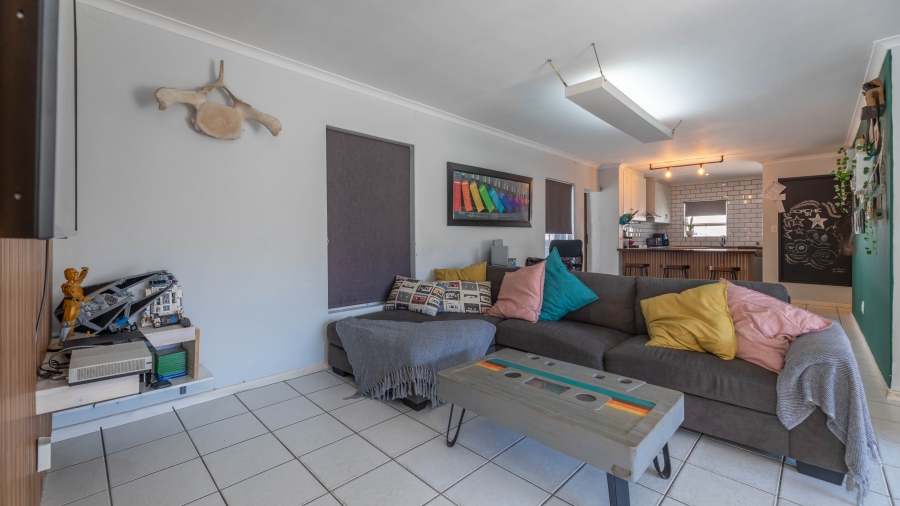 4 Bedroom Property for Sale in Parklands Western Cape